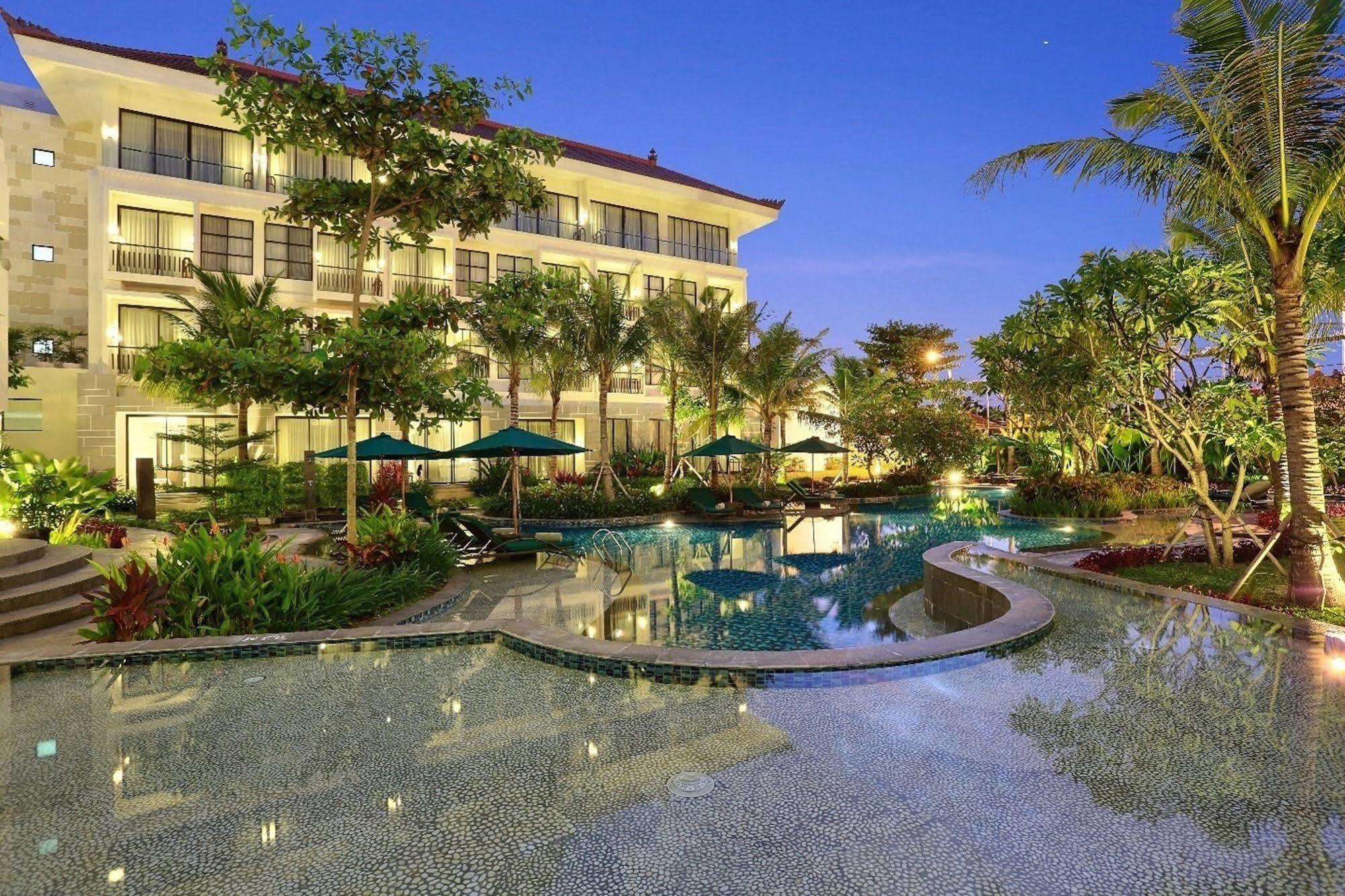 บาหลี นูซา ดูอา โฮเต็ล แอนด์ คอนเวนชั่น เซ็นเตอร์ Hotel นูซาดูอา ภายนอก รูปภาพ